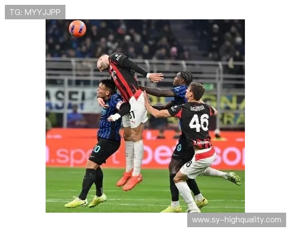 AC米兰高位压迫战术反噬,防线频频被打穿问题显现 AC米兰高位压迫战术反噬,防线频频被打穿问题显现